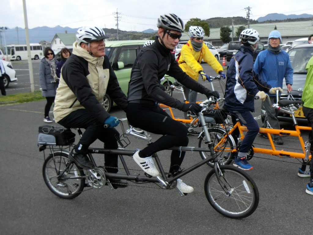 令和元年２月タンデム自転車走行会（湖遊館から出発）の写真